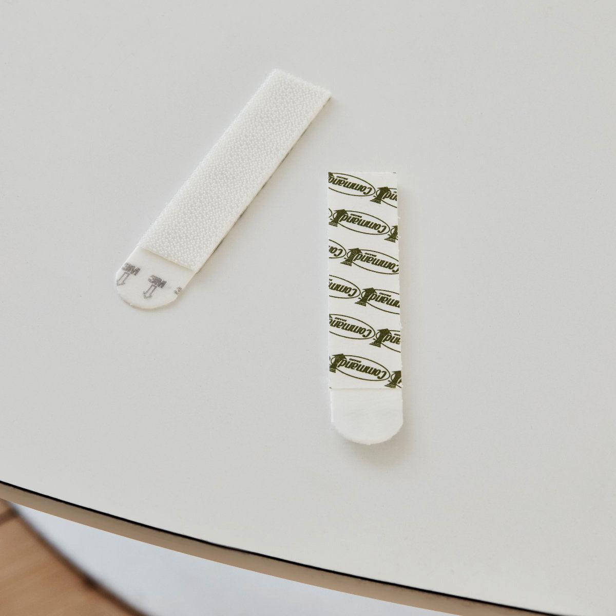 Linguette Adesive Appendi-quadro (x4)